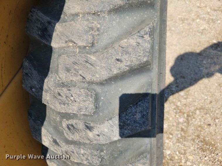 image for item EE1134 Case 1838 skid steer loader