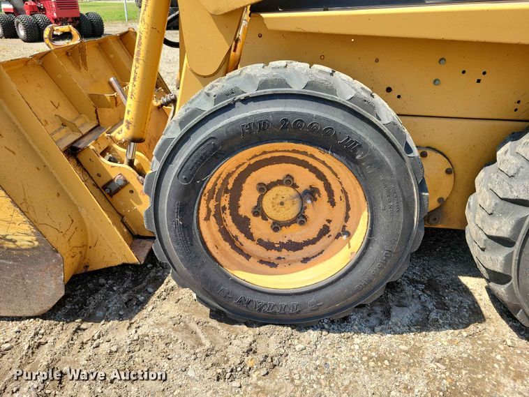 image for item EE1134 Case 1838 skid steer loader