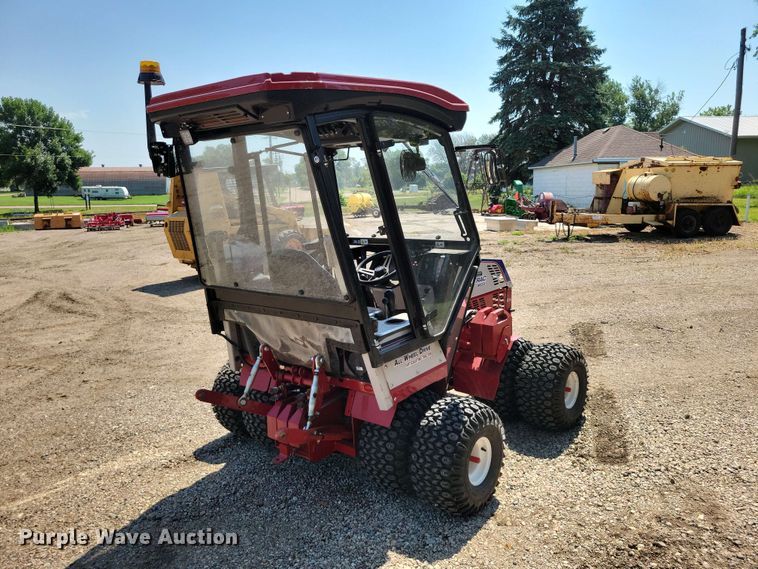 image for item EE1135 Ventrac 4500Z municipal tractor