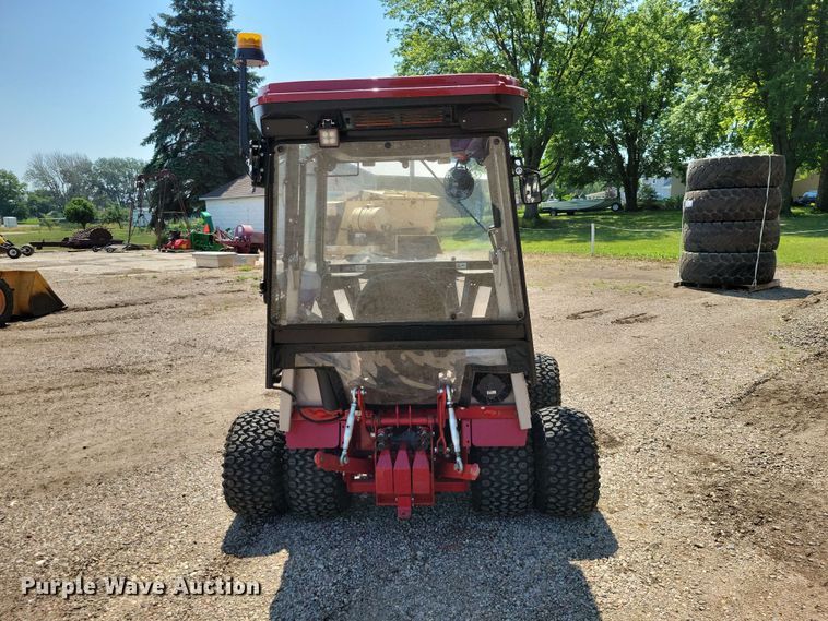 image for item EE1135 Ventrac 4500Z municipal tractor