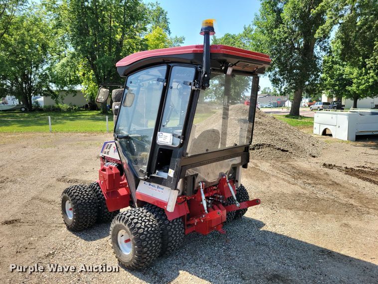 image for item EE1135 Ventrac 4500Z municipal tractor