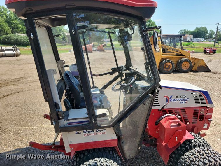 image for item EE1135 Ventrac 4500Z municipal tractor