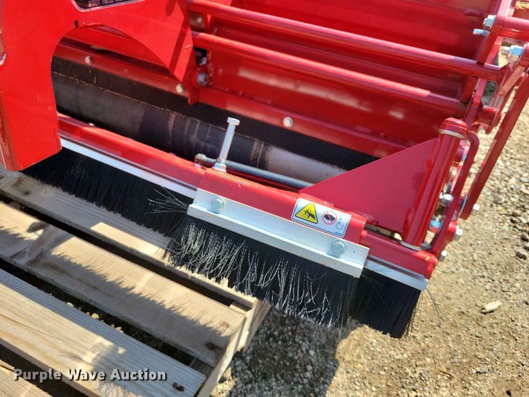 image for item EE1136 (5) 2024 Ventrac attachments