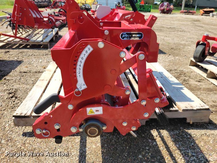 image for item EE1136 (5) 2024 Ventrac attachments