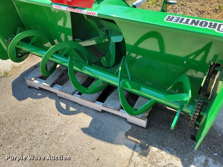 image for item EE1139 Frontier SB1174 snow blower