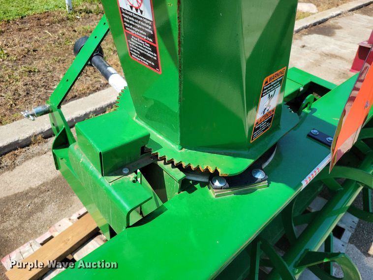 image for item EE1139 Frontier SB1174 snow blower