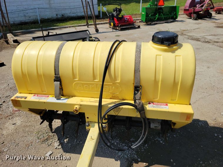image for item EE1140 Tractor attachments