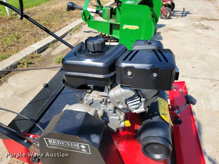image for item EE1140 Tractor attachments