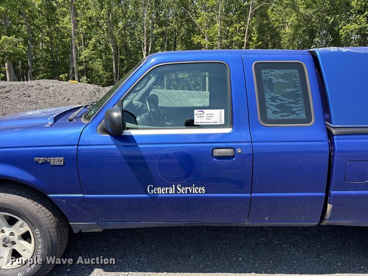 image for item EF1271 2003 Ford Ranger pickup truck