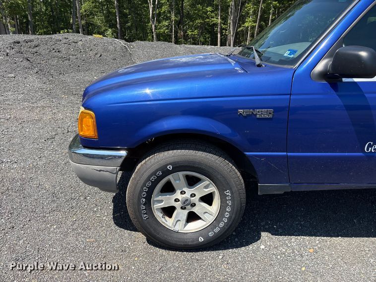 image for item EF1271 2003 Ford Ranger pickup truck