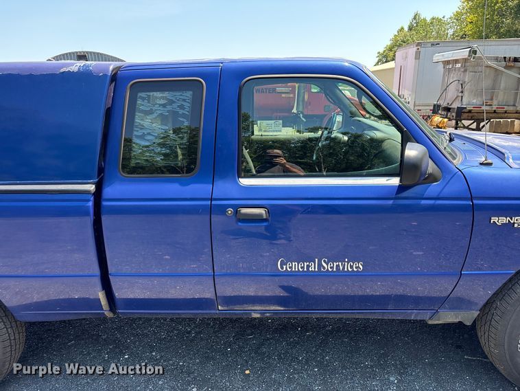 image for item EF1271 2003 Ford Ranger pickup truck