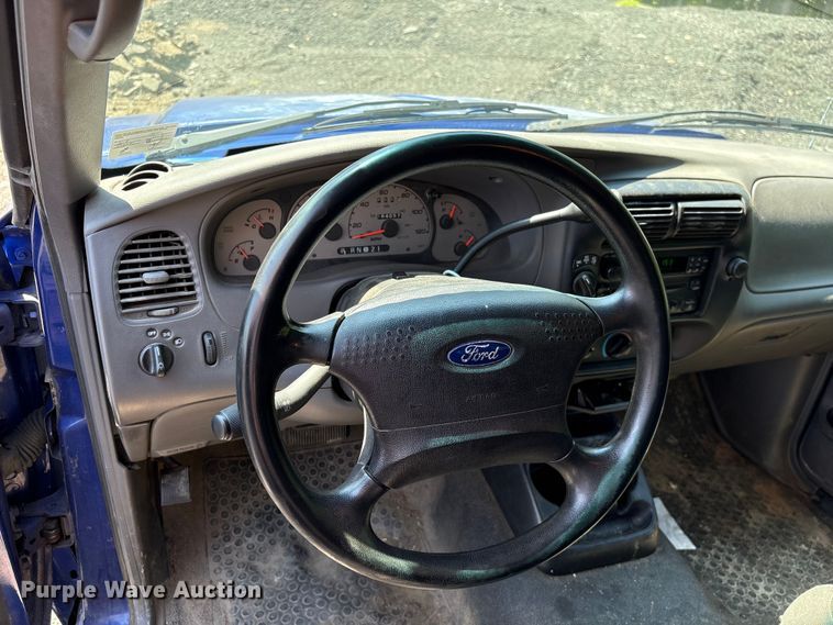 image for item EF1271 2003 Ford Ranger pickup truck