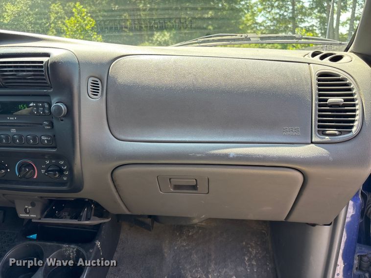 image for item EF1271 2003 Ford Ranger pickup truck