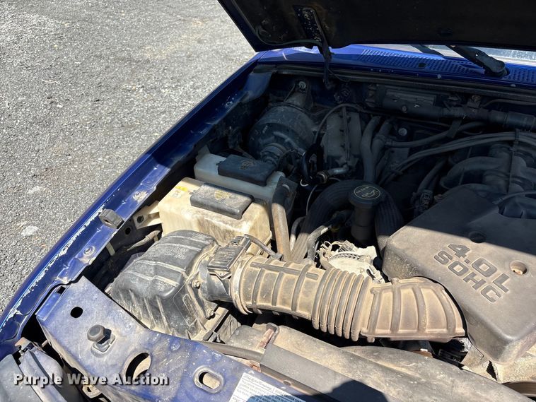 image for item EF1271 2003 Ford Ranger pickup truck