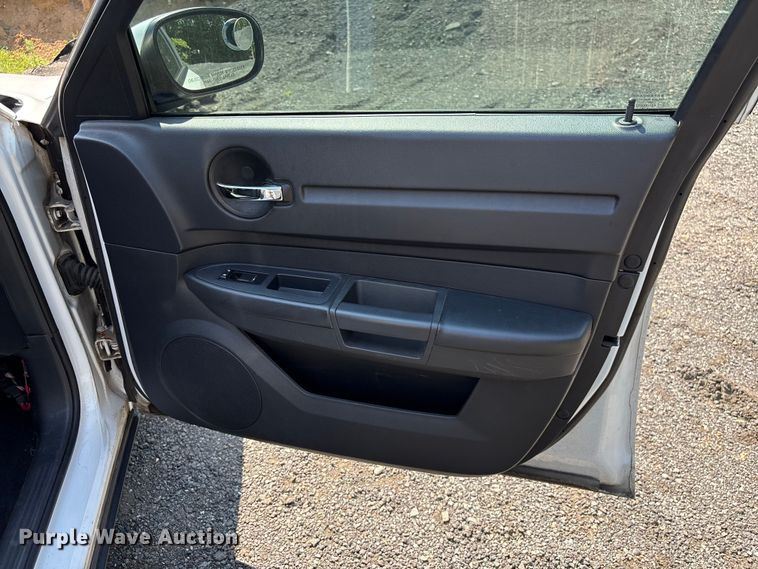 image for item EF1272 2010 Dodge Charger 