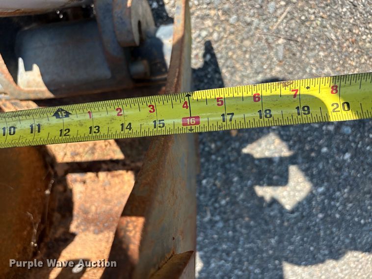image for item EF1273 2005 Bobcat 709 skid steer backhoe