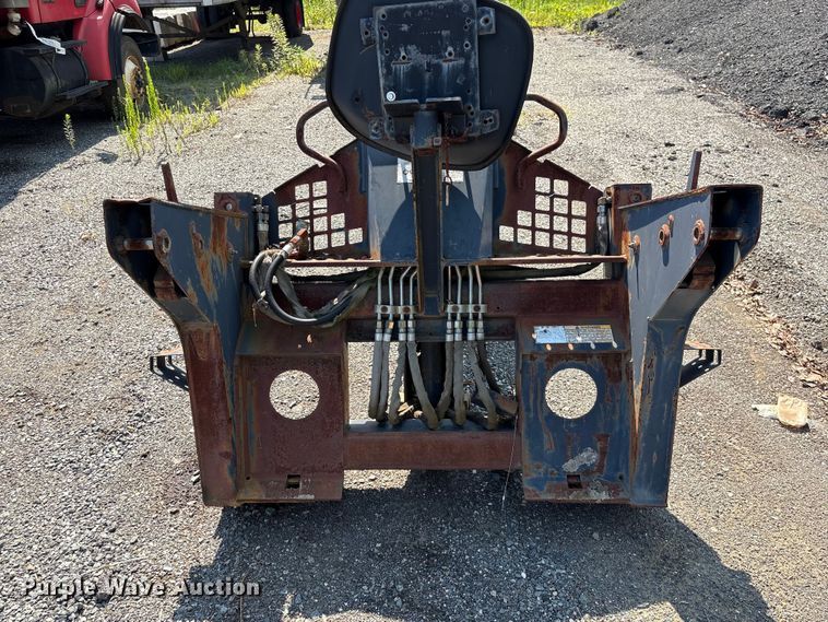 image for item EF1273 2005 Bobcat 709 skid steer backhoe