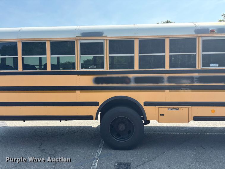 image for item EF1274 2008 International 3000 school bus