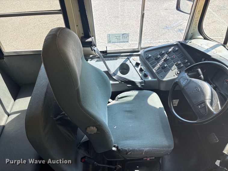image for item EF1274 2008 International 3000 school bus