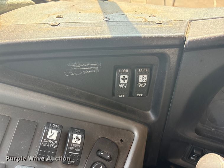 image for item EF1274 2008 International 3000 school bus