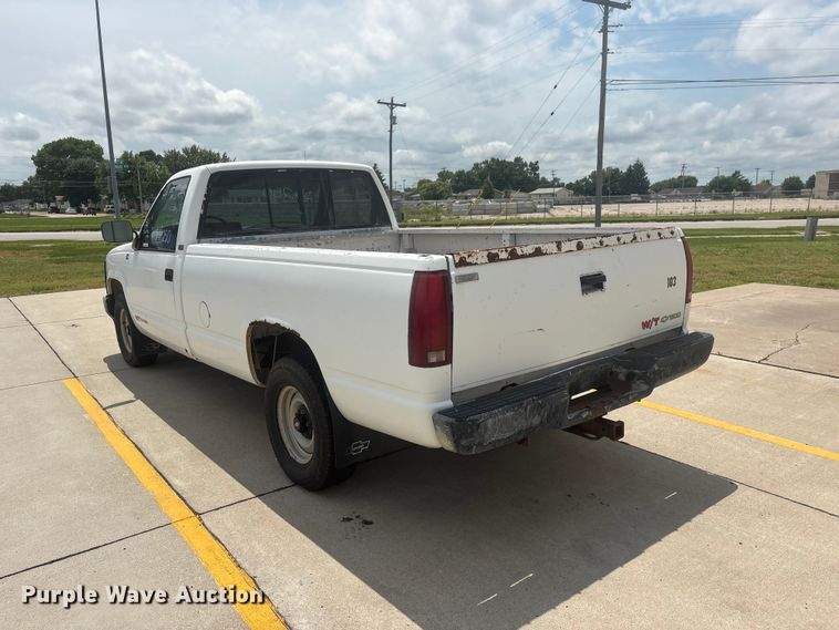 image for item EI5908 1990 Chevrolet C1500 pickup truck