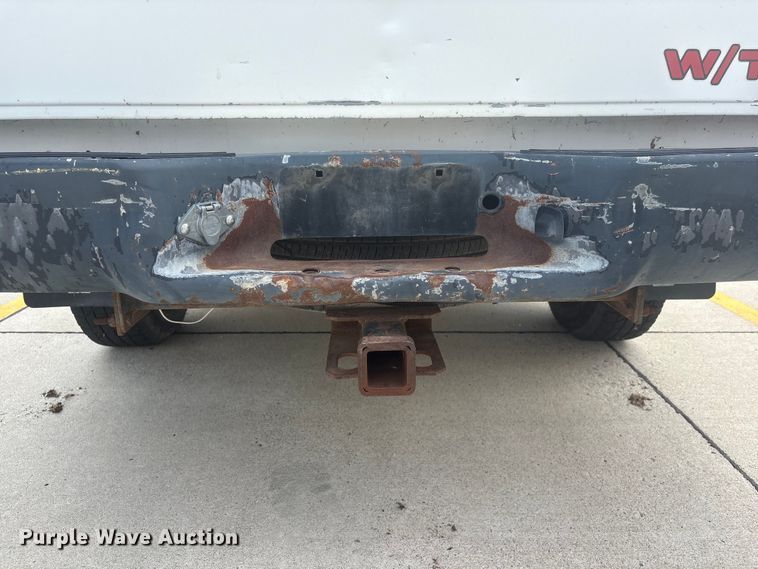 image for item EI5908 1990 Chevrolet C1500 pickup truck