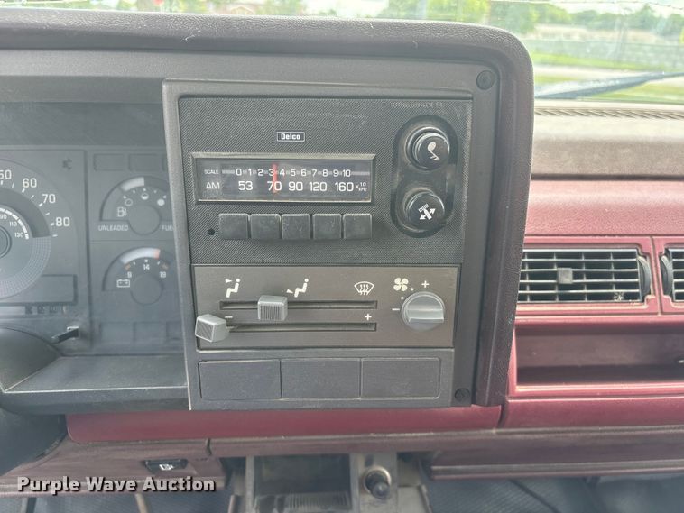 image for item EI5908 1990 Chevrolet C1500 pickup truck