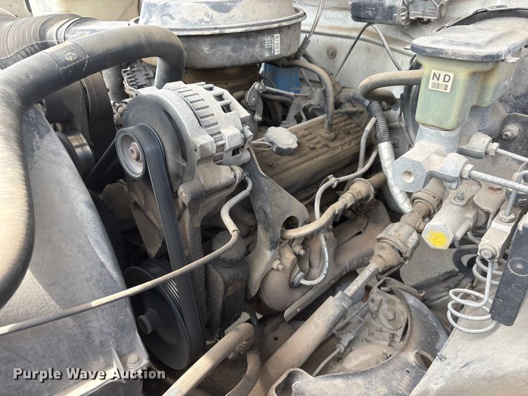 image for item EI5908 1990 Chevrolet C1500 pickup truck