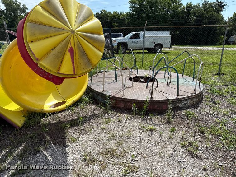 image for item EN0387 Play ground equipment