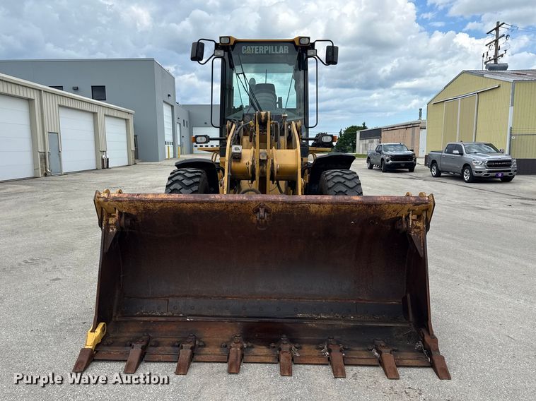 image for item EN3033 2000 Caterpillar 924G wheel loader