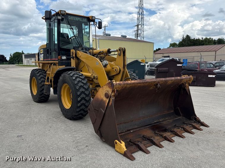 image for item EN3033 2000 Caterpillar 924G wheel loader