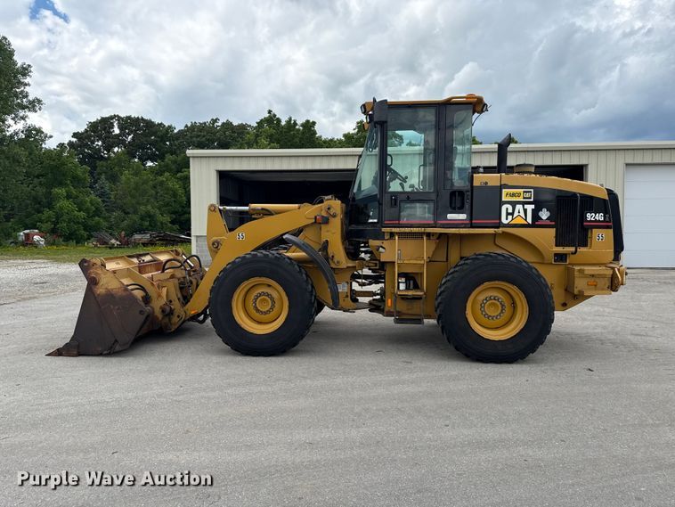 image for item EN3033 2000 Caterpillar 924G wheel loader