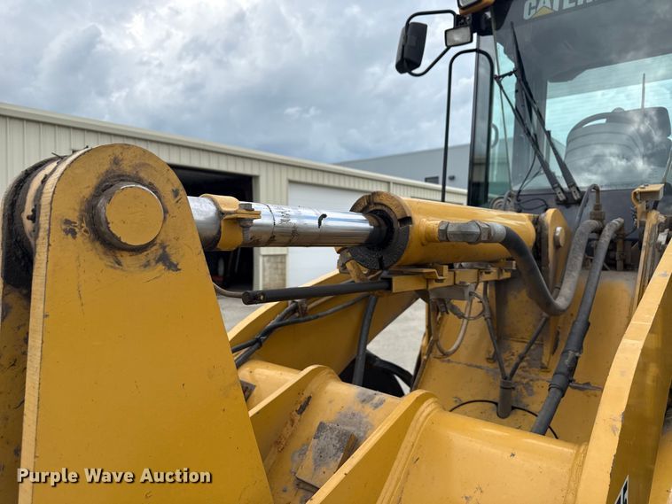 image for item EN3033 2000 Caterpillar 924G wheel loader