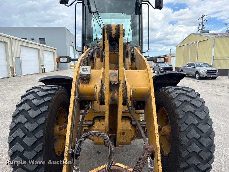 image for item EN3033 2000 Caterpillar 924G wheel loader