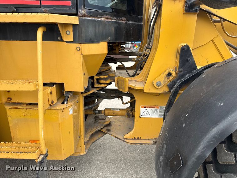image for item EN3033 2000 Caterpillar 924G wheel loader