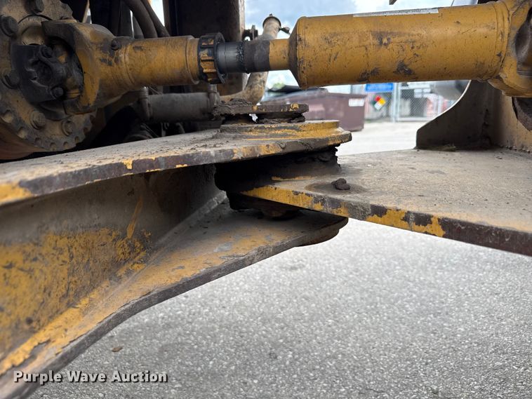 image for item EN3033 2000 Caterpillar 924G wheel loader