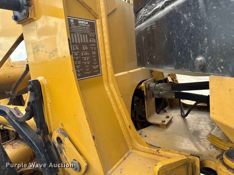 image for item EN3033 2000 Caterpillar 924G wheel loader