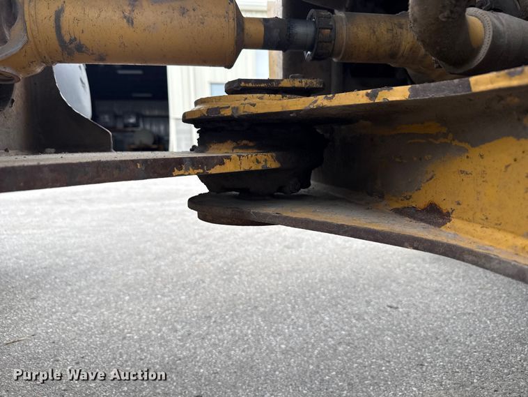 image for item EN3033 2000 Caterpillar 924G wheel loader
