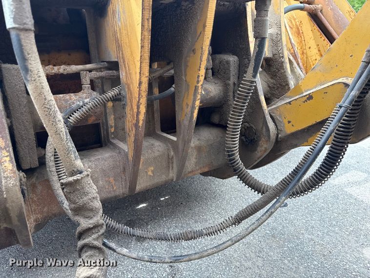 image for item EN3033 2000 Caterpillar 924G wheel loader