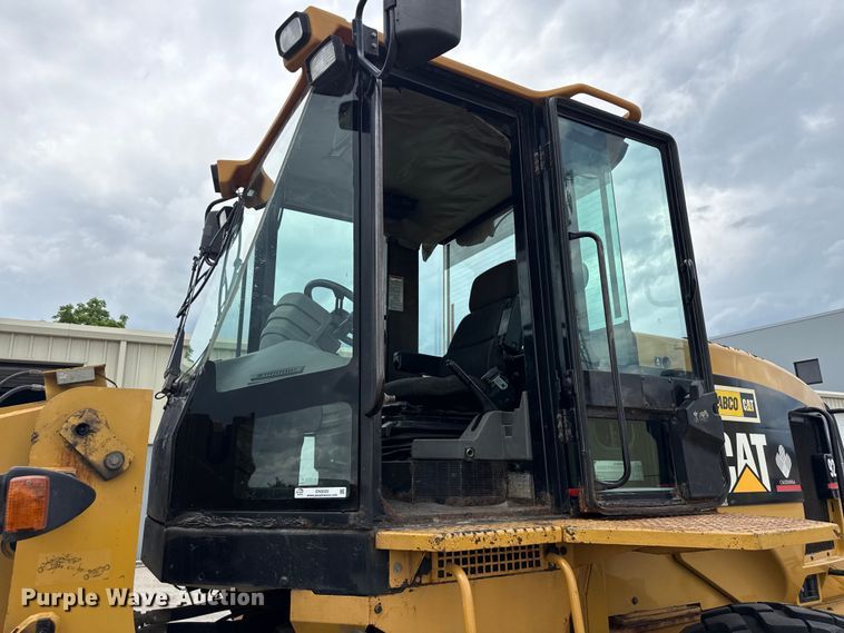 image for item EN3033 2000 Caterpillar 924G wheel loader