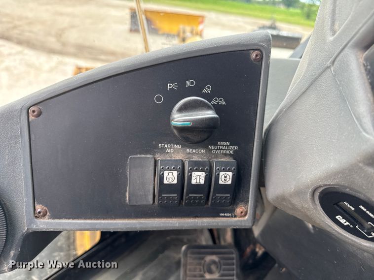image for item EN3033 2000 Caterpillar 924G wheel loader