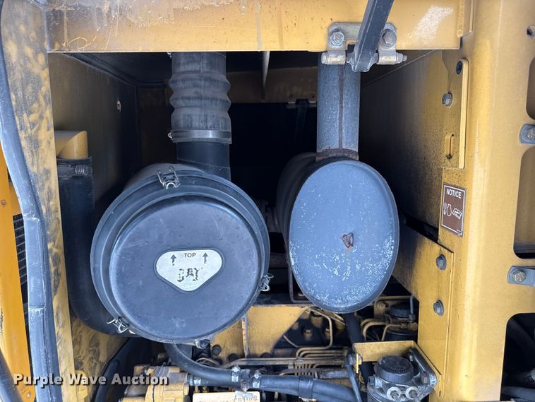 image for item EN3033 2000 Caterpillar 924G wheel loader