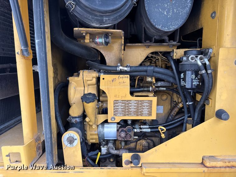 image for item EN3033 2000 Caterpillar 924G wheel loader