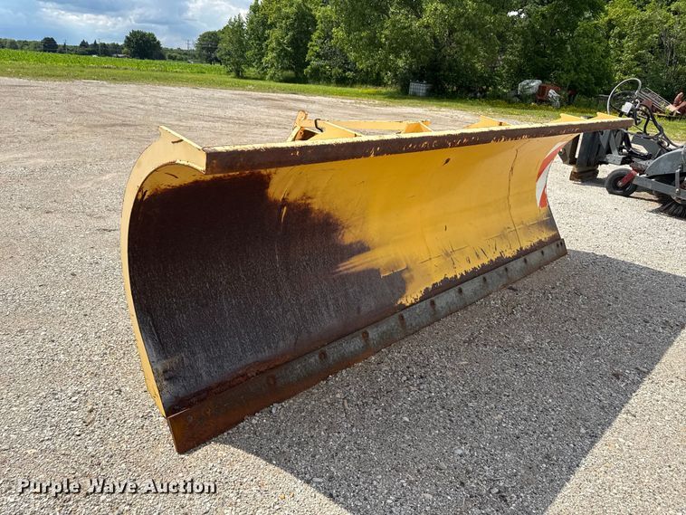 image for item EN3033 2000 Caterpillar 924G wheel loader