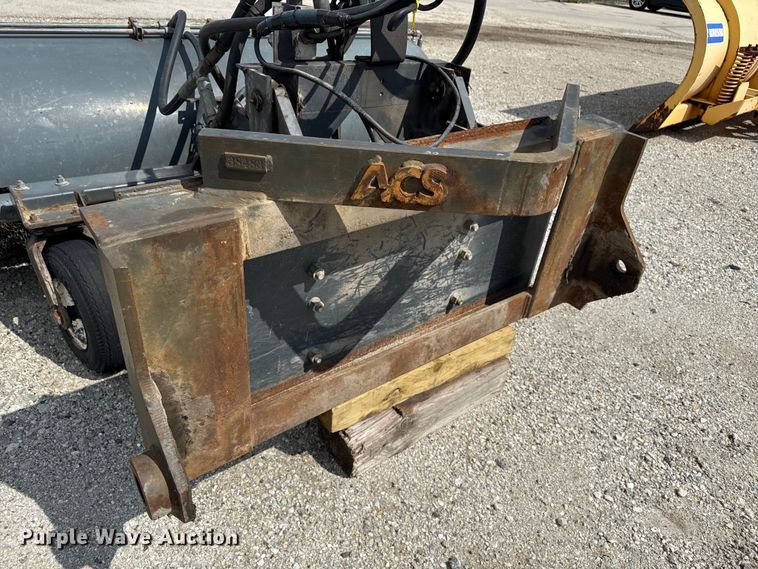 image for item EN3033 2000 Caterpillar 924G wheel loader