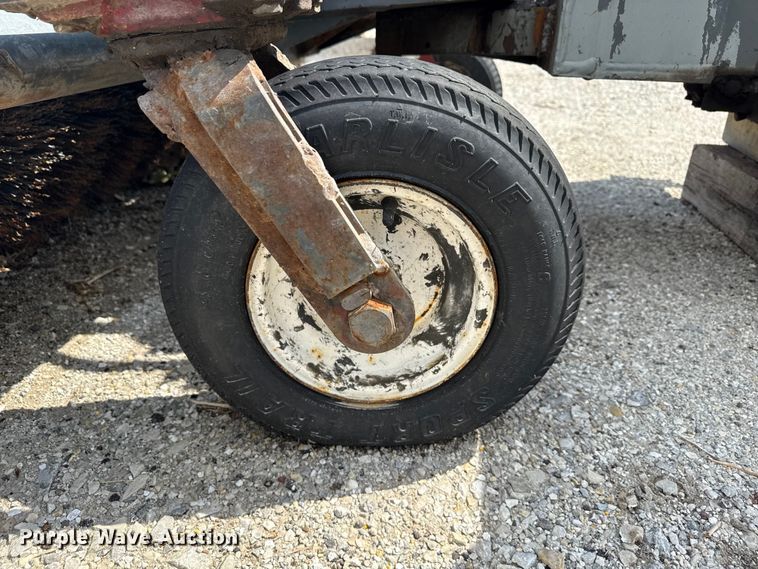 image for item EN3033 2000 Caterpillar 924G wheel loader