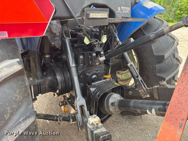 image for item EN3034 2006 New Holland TN70A tractor