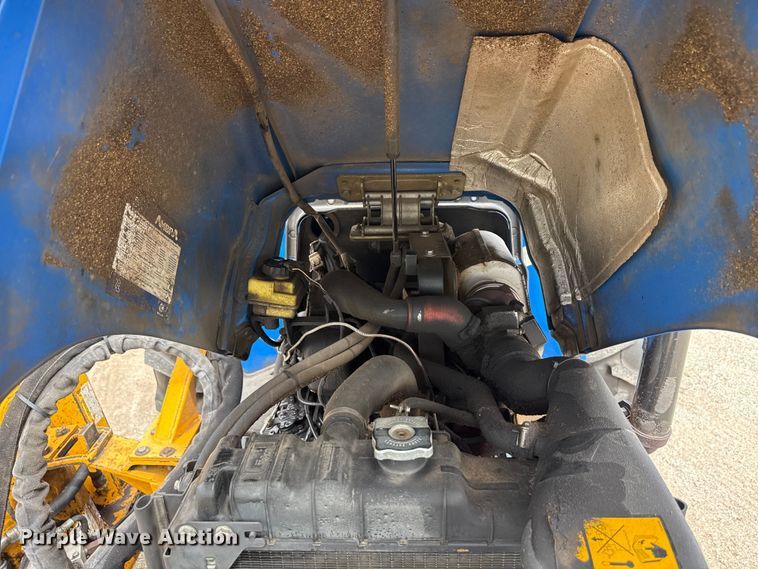 image for item EN3034 2006 New Holland TN70A tractor