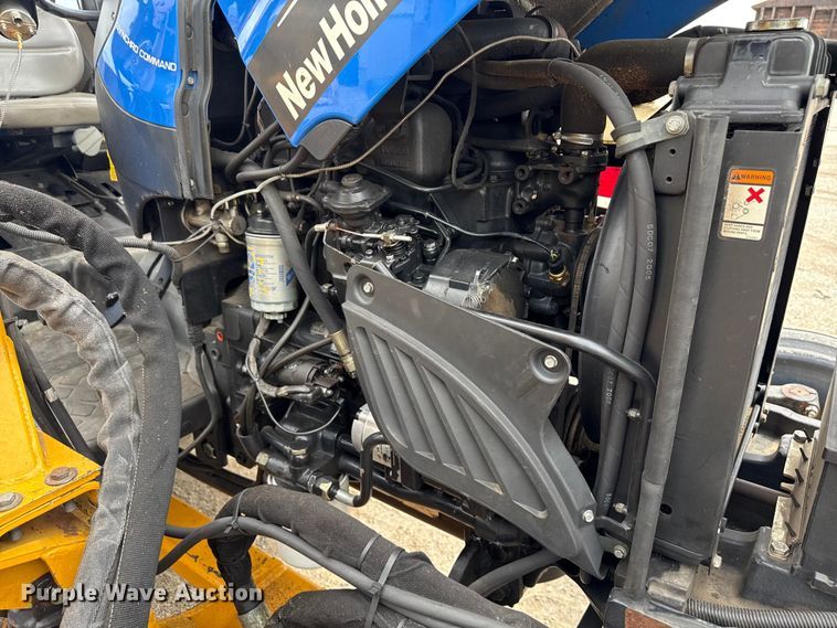 image for item EN3034 2006 New Holland TN70A tractor