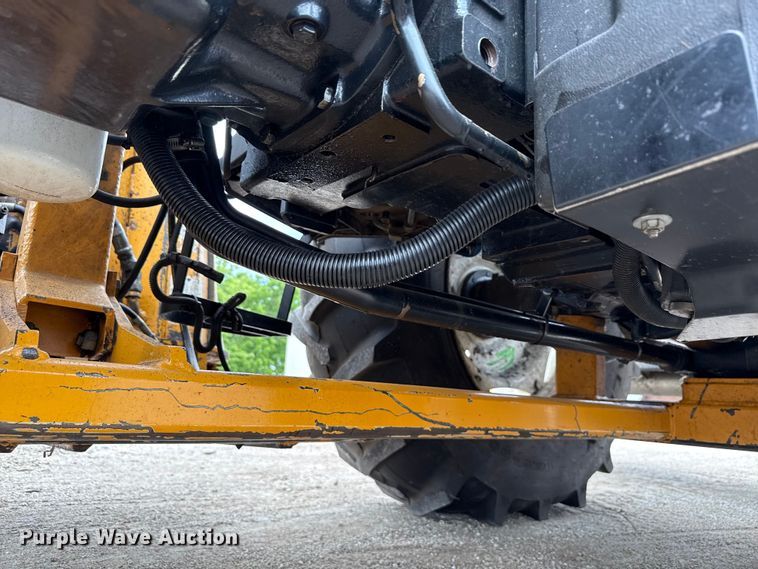 image for item EN3034 2006 New Holland TN70A tractor